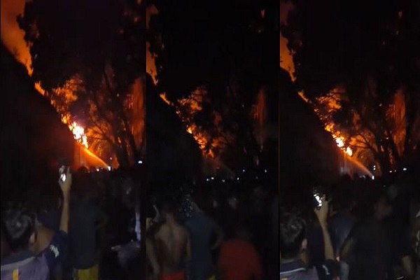 রাজধানীর পোস্তগোলায় কটন মিলে ভয়াবহ আগুন (ভিডিও)