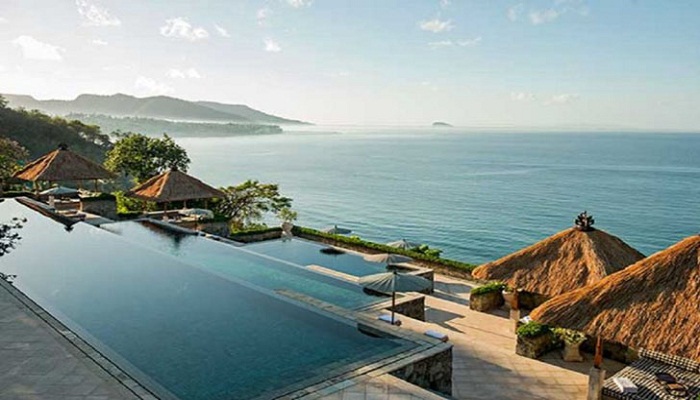 প্লাস্টিক বর্জনে সৌন্দর্য ফিরছে বালির